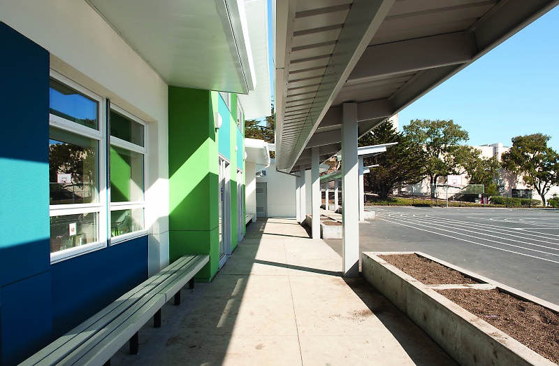 Exterior of Modular Building at Lakeshore Elementary School