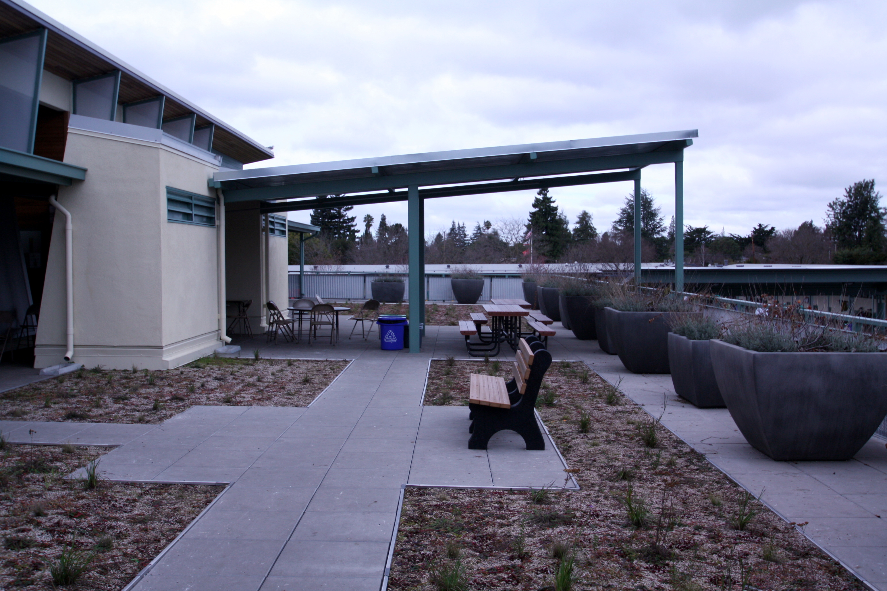 Parkside Middle School Outdoor Seating Area