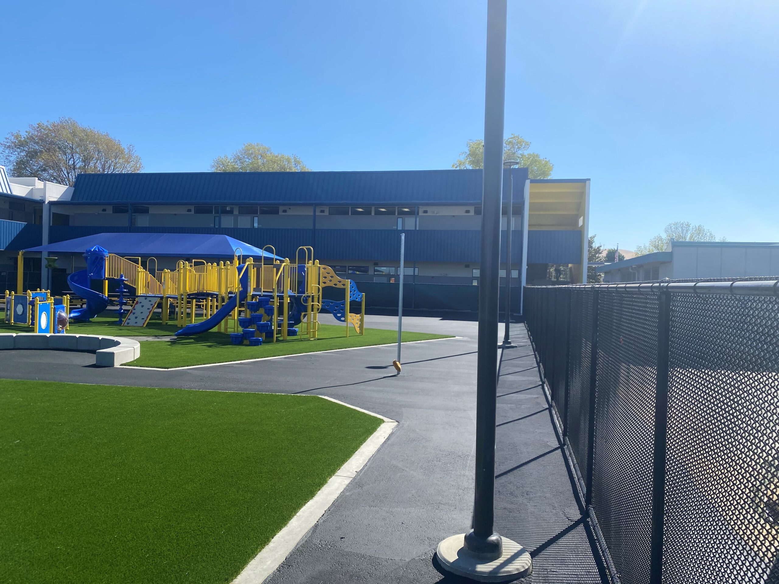 Los Medanos Elementary School Classroom Building JL Construction